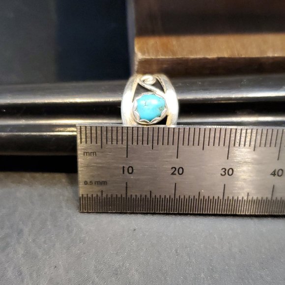 Size 6.75 925 Sterling Silver Turquoise Stone Unique Ring - Picture 7 of 8